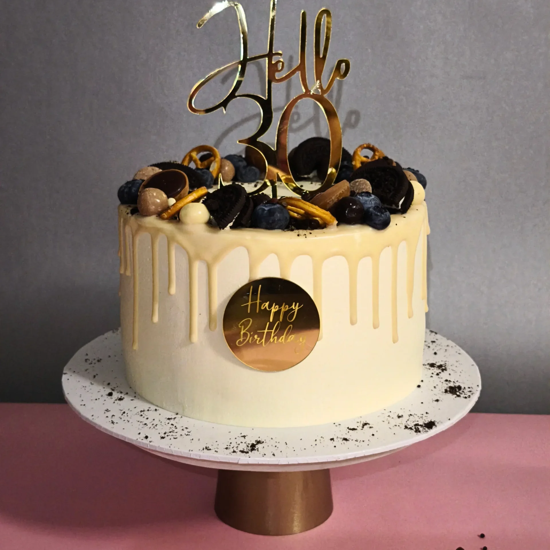 Tort na trzydzieste urodziny